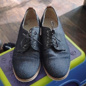 Men's Black Lace-Up Shoes